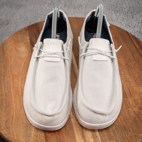 Reef Women's Cushion Coast Slip On Sneaker White Size 9 - Picture 2 of 7